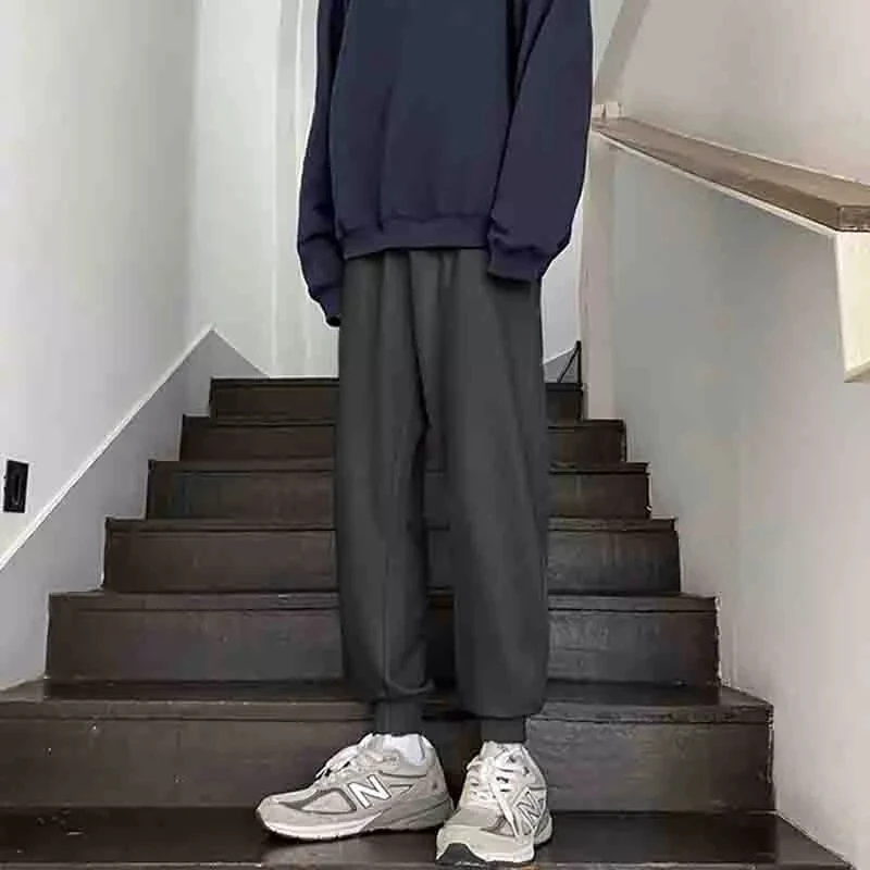 Men's Trousers Spring And Autumn New Style Campus Style Couples With Comfortable Sports Leisure Loose Large Size Sweatpants
Men's Trousers Spring And Autumn New Style Campus Style Couples With Comfortable Sports Leisure Loose Large Size Sweatpants