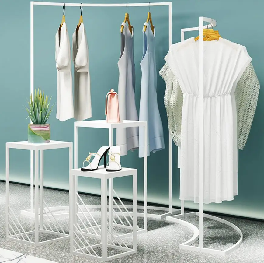 Dress shop for women's clothing simple high and low shelf window shoe bag platform floor rack
Dress shop for women's clothing simple high and low shelf window shoe bag platform floor rack