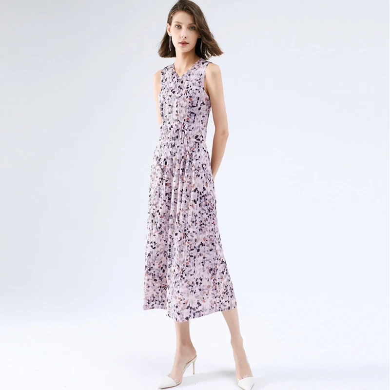 miyake pleated floral elegant dress summer 2021 new fashion two-piece a-line v-neck temperament skinny long women dress
miyake pleated floral elegant dress summer 2021 new fashion two-piece a-line v-neck temperament skinny long women dress