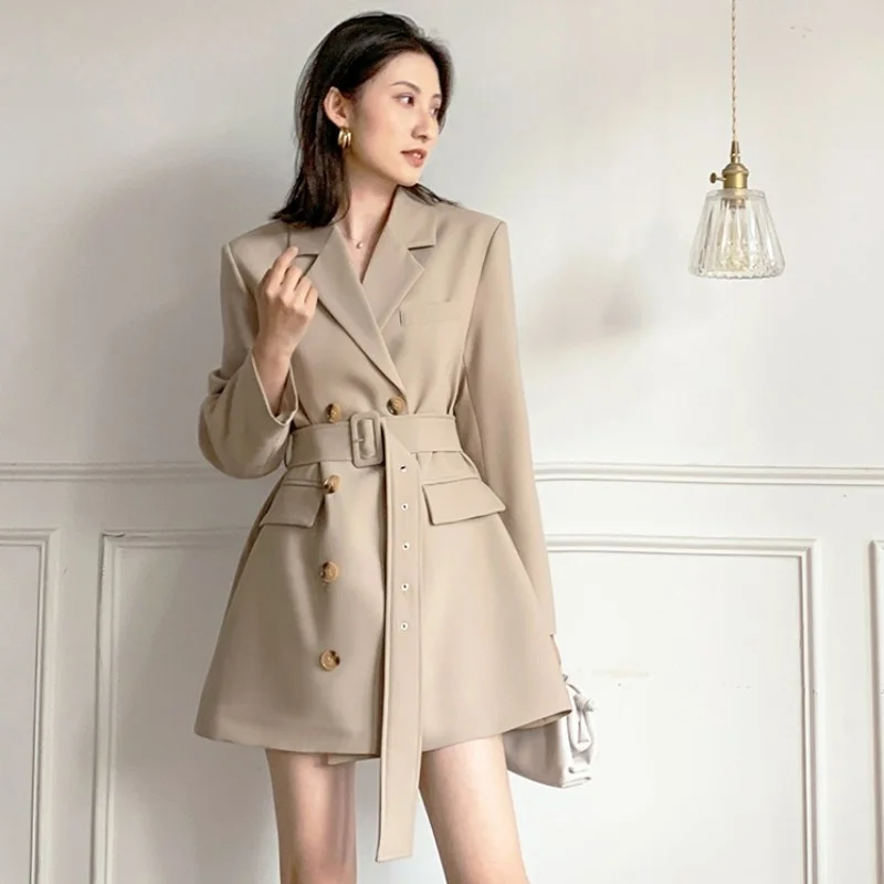 Suit Women Jacket Double Breasted Office Lady Elegant Khaki Blazer Coat Sashes TurnDown Collar Long Sleeve Autumn Casual Blazers
Suit Women Jacket Double Breasted Office Lady Elegant Khaki Blazer Coat Sashes TurnDown Collar Long Sleeve Autumn Casual Blazers