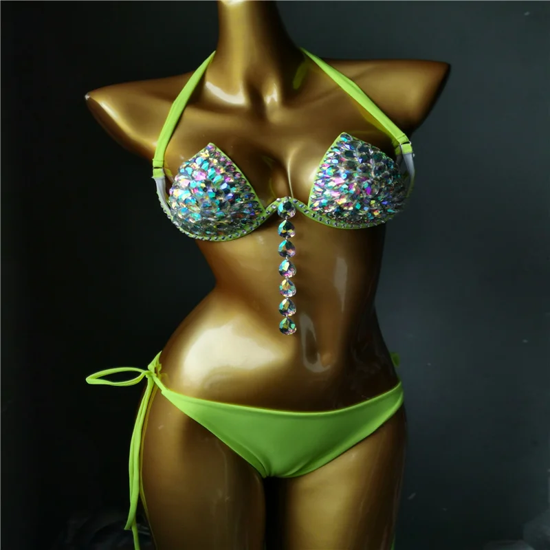 2022 venus vacation diamond sexy women bikini set bandage swimwear solid color beachwear rhinestone crystal swimsuit beachwear
2022 venus vacation diamond sexy women bikini set bandage swimwear solid color beachwear rhinestone crystal swimsuit beachwear