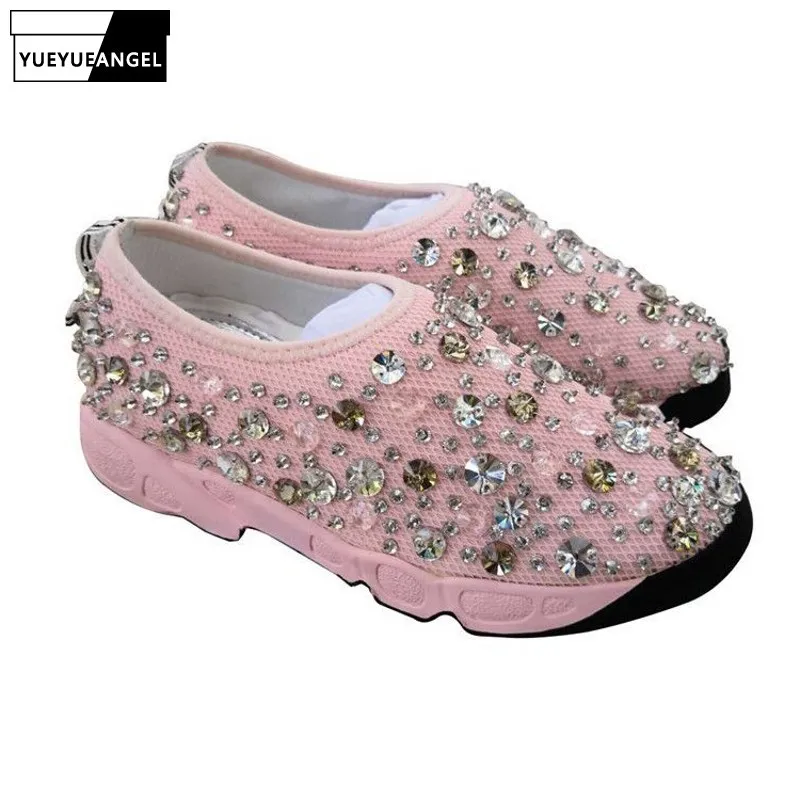2020 Mesh Sneakers Women Pearl Bling Luxury Brand Designer Footwear Flats Casual Shoes New Confortable White Shoes Plus Size 42
2020 Mesh Sneakers Women Pearl Bling Luxury Brand Designer Footwear Flats Casual Shoes New Confortable White Shoes Plus Size 42