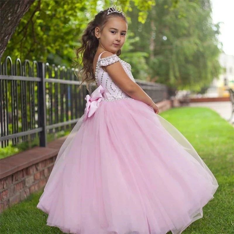Beaded A-Line Pink Flower Girl Dresses Layers Tulle Princess Pageant Gowns Birthday Party Dress for Girls with Bow
Beaded A-Line Pink Flower Girl Dresses Layers Tulle Princess Pageant Gowns Birthday Party Dress for Girls with Bow