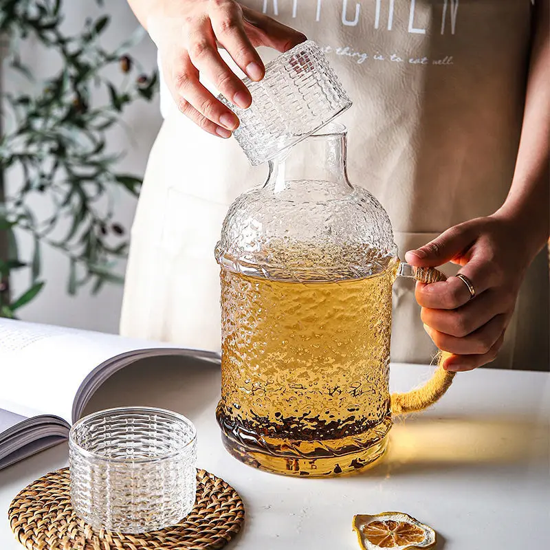 Glass Kettle with Lid Heat-resistant Glass Jugs Juice Jug Household Products Tableware Drinkware Kitchenware Kitchen Supplies
Glass Kettle with Lid Heat-resistant Glass Jugs Juice Jug Household Products Tableware Drinkware Kitchenware Kitchen Supplies
