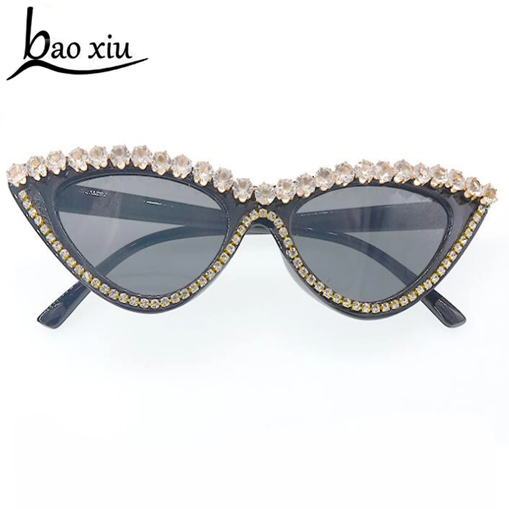 New Vintage Brand Cat Eye crystal Sunglasses Women Diamond Designer Luxury Men's Sexy Sun Glasses For Ladies accessories
New Vintage Brand Cat Eye crystal Sunglasses Women Diamond Designer Luxury Men's Sexy Sun Glasses For Ladies accessories