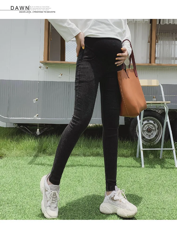 Elastic pregnancy Denim Jeans Maternity Pants For Pregnant Women Clothes Nursing Pregnancy Leggings Trousers Maternity Clothing
Elastic pregnancy Denim Jeans Maternity Pants For Pregnant Women Clothes Nursing Pregnancy Leggings Trousers Maternity Clothing