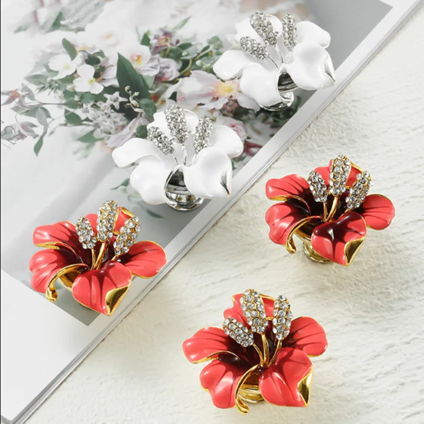 Fashion Creative Luxury Rose white gold wine cabinet dresser handle silver gold crystal kitchen cabinet cupboard drawer knob
Fashion Creative Luxury Rose white gold wine cabinet dresser handle silver gold crystal kitchen cabinet cupboard drawer knob