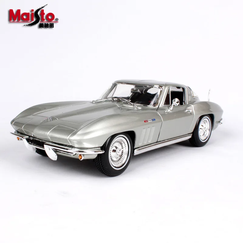 Модель автомобиля Maisto 1:18 1965 Chevrolet Corvette Coupe из сплава, коллекционная игрушка в подарок
Модель автомобиля Maisto 1:18 1965 Chevrolet Corvette Coupe из сплава, коллекционная игрушка в подарок