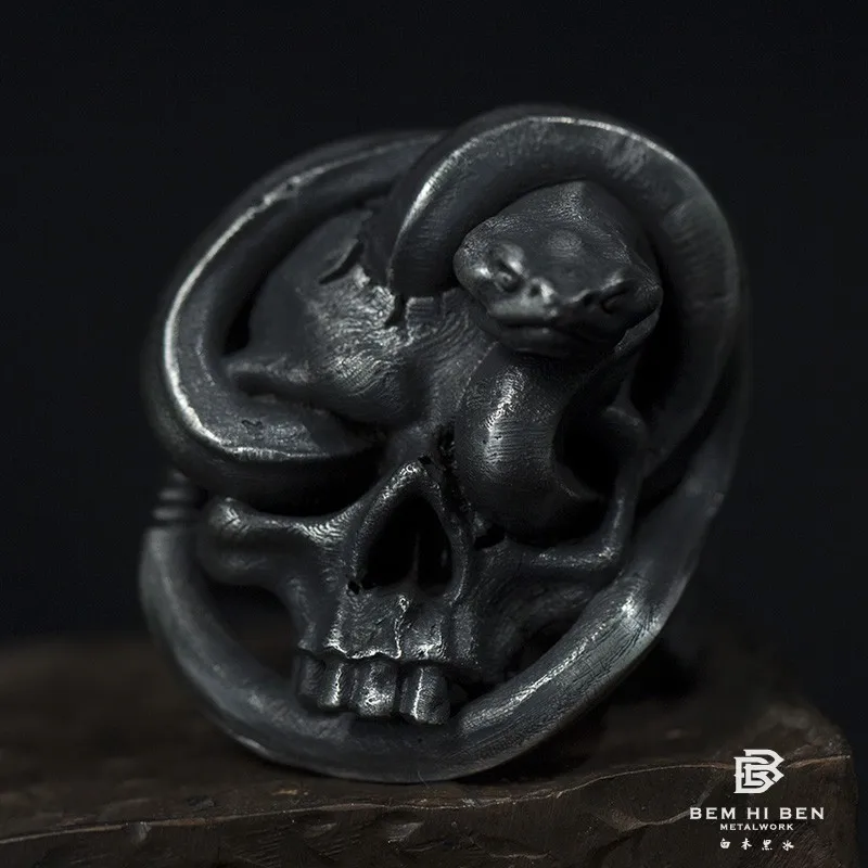 BEM HI BEN Men's Women's Skull ring 925 sterling silver Original design Hand made dark punk biker customized engraving
BEM HI BEN Men's Women's Skull ring 925 sterling silver Original design Hand made dark punk biker customized engraving