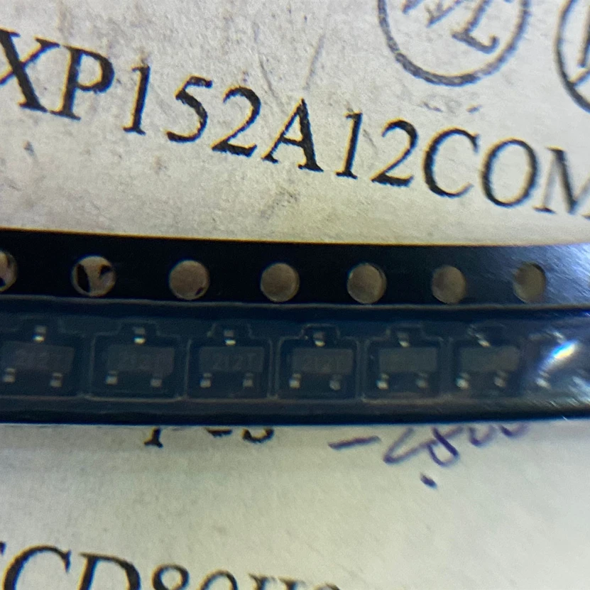 Чип XP152A12COMR AUK 212T XP152A12COMRAUK XP152A12 XP152, новый и оригинальный чип IC, 20 шт.
Чип XP152A12COMR AUK 212T XP152A12COMRAUK XP152A12 XP152, новый и оригинальный чип IC, 20 шт.