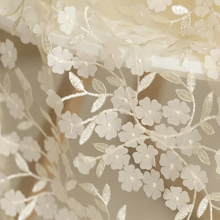 High-grade 3D flower embroidery soft mesh lace fabric wedding dress stage dress designer fabric 2meters/lot 130cm
High-grade 3D flower embroidery soft mesh lace fabric wedding dress stage dress designer fabric 2meters/lot 130cm