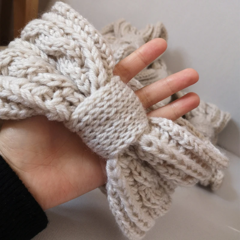 New Fashion Knitted Crochet Twist Headband For Women Winter Ear Warmer Elastic Hair Band Elegant Wide Hairbands Hair Accessories
New Fashion Knitted Crochet Twist Headband For Women Winter Ear Warmer Elastic Hair Band Elegant Wide Hairbands Hair Accessories