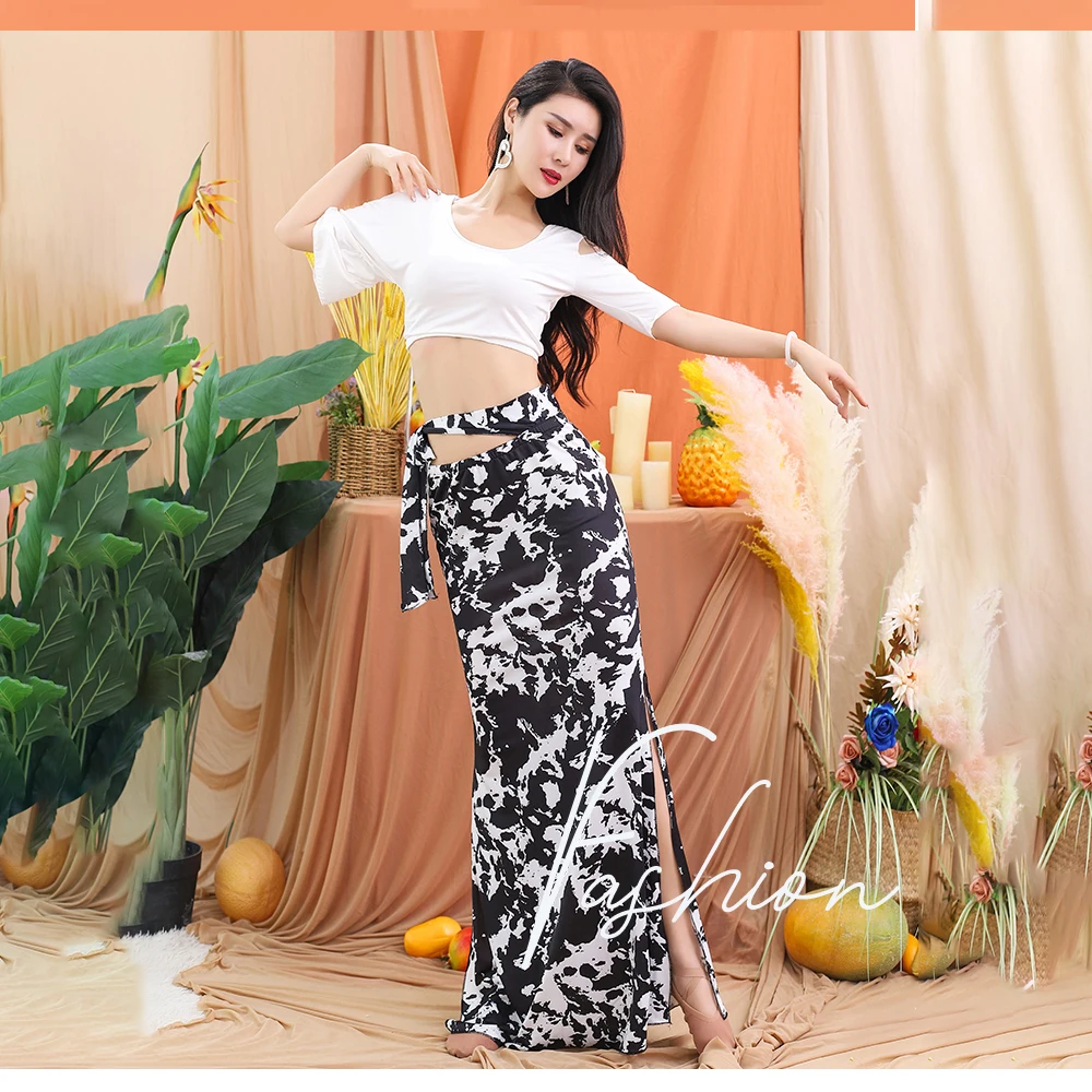 New summer belly dance costume women dance suit suit oriental dance dance costume fairy costume belly dance set 2pcs suit
New summer belly dance costume women dance suit suit oriental dance dance costume fairy costume belly dance set 2pcs suit