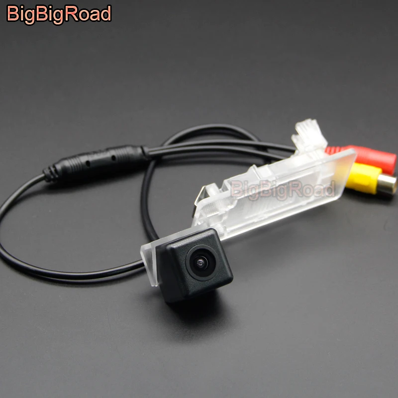 BigBigRoad Wireless Rear View Camera HD Color Image For Volkswagen Grand Lavida C-TREK 2012-2017 / Passat B7 B8 Wagon 2011- 2017
BigBigRoad Wireless Rear View Camera HD Color Image For Volkswagen Grand Lavida C-TREK 2012-2017 / Passat B7 B8 Wagon 2011- 2017