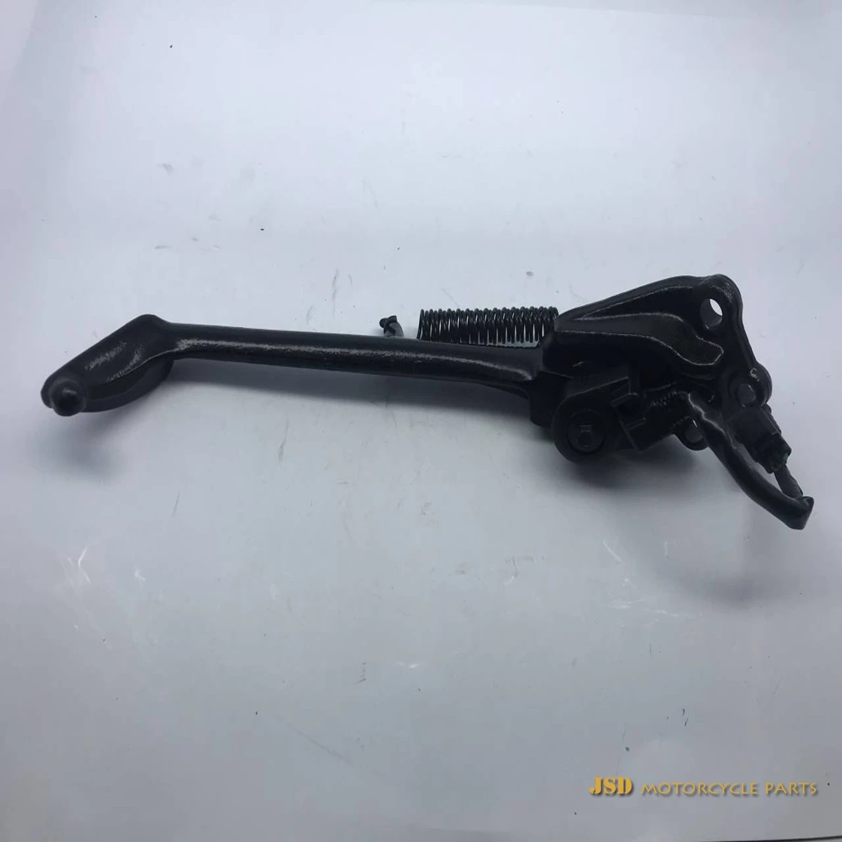 Suitable for Honda Golden Wing GL1800 F6B 2001-2017 used original small kick/small brace/small side kick
Suitable for Honda Golden Wing GL1800 F6B 2001-2017 used original small kick/small brace/small side kick