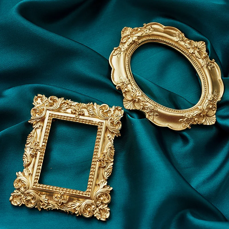 Golden Retro Photo Frame Nail Art Jewelry Decoration Home Net Red Ornaments Photography Background Photo Props
Golden Retro Photo Frame Nail Art Jewelry Decoration Home Net Red Ornaments Photography Background Photo Props