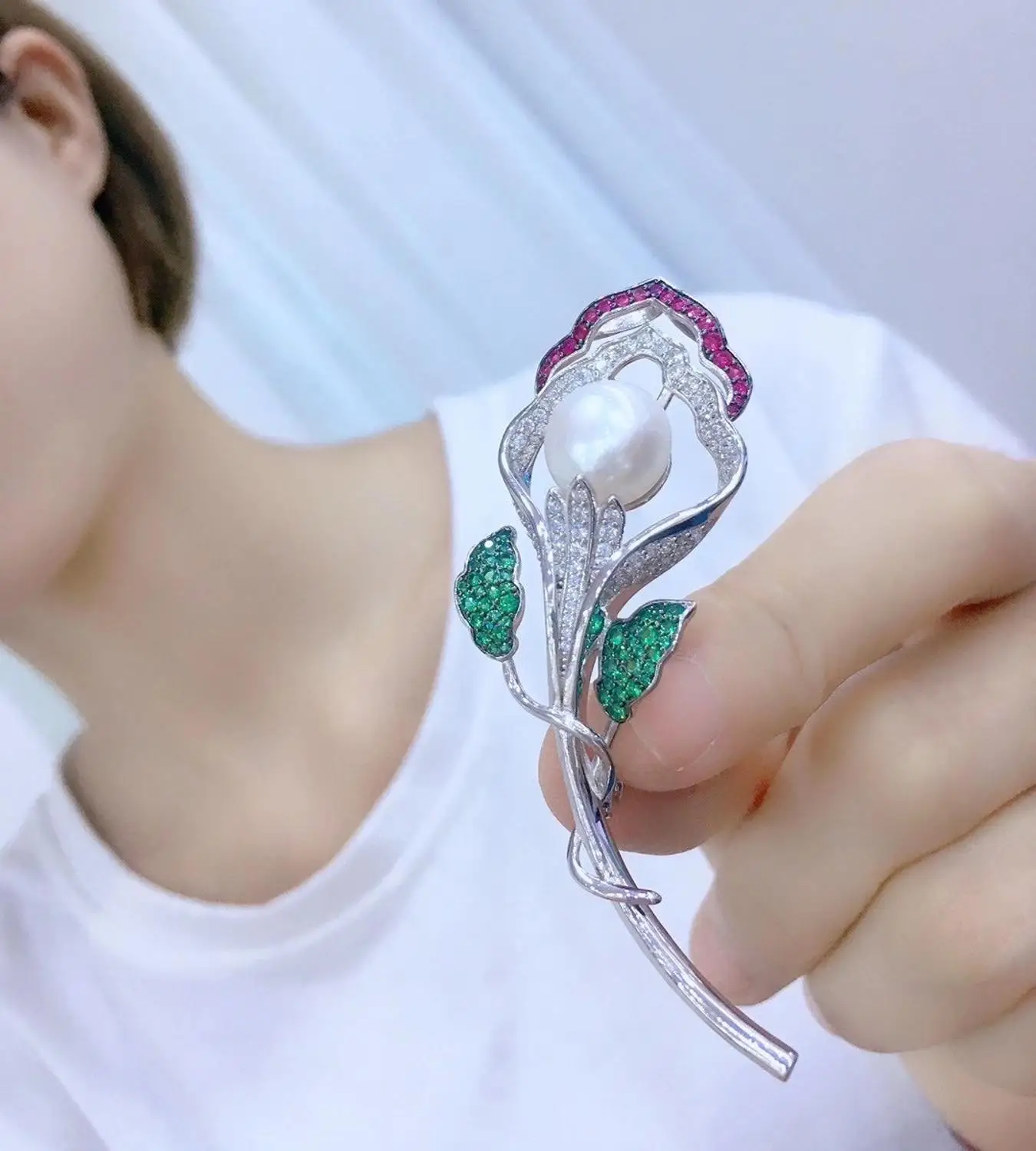 natural fresh water pearl brooch 925 sterling silver with cubic zircon flower fine women jewelry free shipping
natural fresh water pearl brooch 925 sterling silver with cubic zircon flower fine women jewelry free shipping