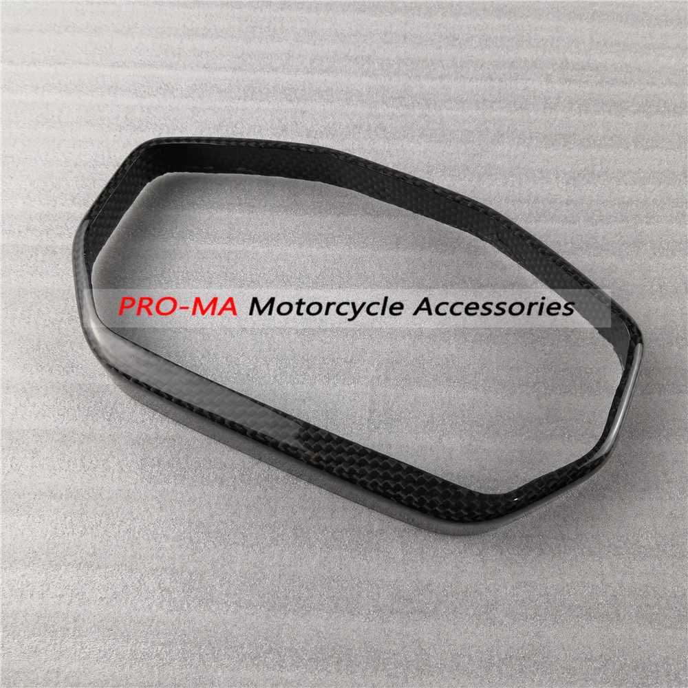 Motorcycle Dash board cover in Carbon Fiber For Ducati SuperSport 2017-2019 Plain glossy weave
Motorcycle Dash board cover in Carbon Fiber For Ducati SuperSport 2017-2019 Plain glossy weave