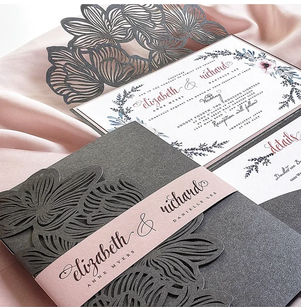 500pcs Glitter Paper Laser Cut Wedding Invitation Card Personalized Greeting Cards With Ribbon Wedding Decor Party Supplies
500pcs Glitter Paper Laser Cut Wedding Invitation Card Personalized Greeting Cards With Ribbon Wedding Decor Party Supplies
