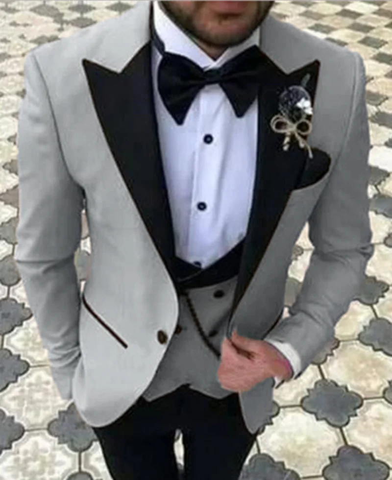 Tailor Made Slim Fit Groom Tuxedos Wedding Men Suits Terno Masculino (Jacket+Pant+Vest+Tie Bow) Mens's 3 Pieces Suit For Men
Tailor Made Slim Fit Groom Tuxedos Wedding Men Suits Terno Masculino (Jacket+Pant+Vest+Tie Bow) Mens's 3 Pieces Suit For Men