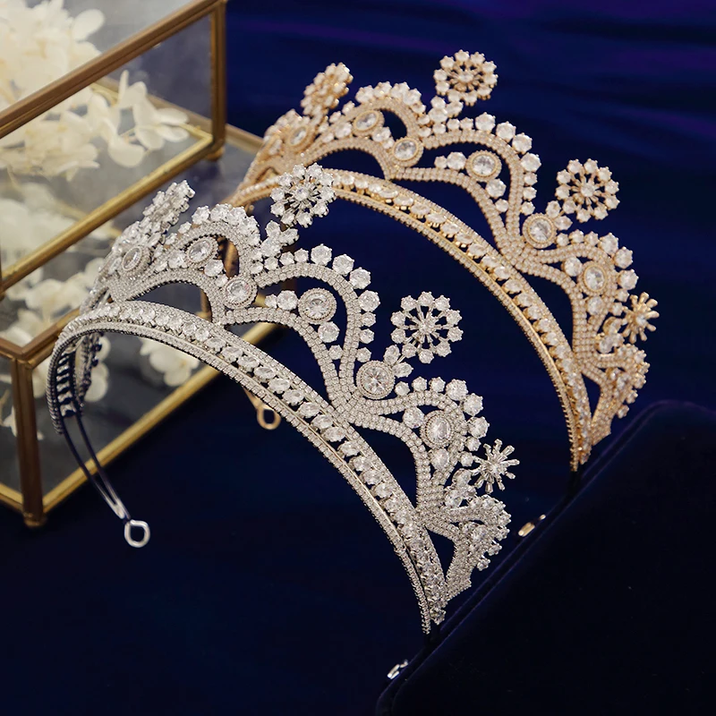 Oversize Gold Tiaras Full Zircon Bridal Princess Crown Tiaras Crystal Brides Headdress Hair Jewelry for Wedding
Oversize Gold Tiaras Full Zircon Bridal Princess Crown Tiaras Crystal Brides Headdress Hair Jewelry for Wedding