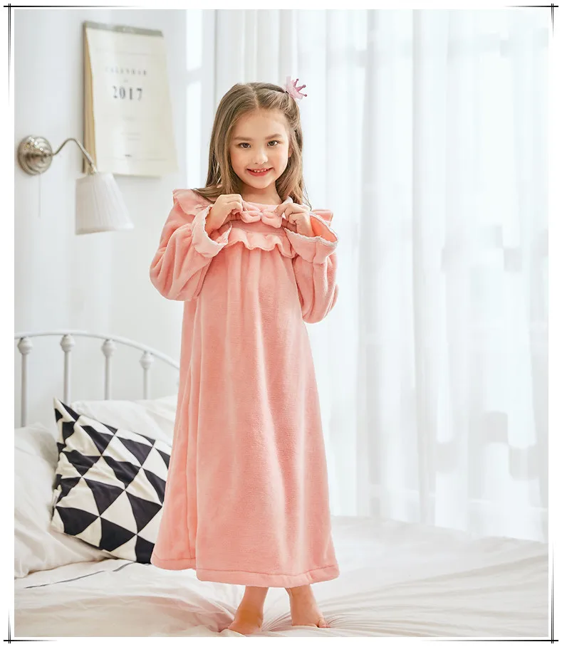 2023 Girls Long Nightgown Autumn Winter Double-Sided Coral Flannel Fade Shed Girls Sleep Dress
2023 Girls Long Nightgown Autumn Winter Double-Sided Coral Flannel Fade Shed Girls Sleep Dress