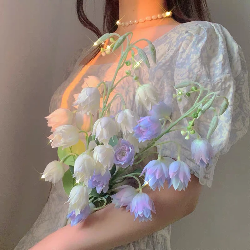 33.46"Length Simulation Yucca Gloriosa Artificial Silk Flower Single Stem Cymbidium Bouquet For Home Living Table Decor
33.46"Length Simulation Yucca Gloriosa Artificial Silk Flower Single Stem Cymbidium Bouquet For Home Living Table Decor