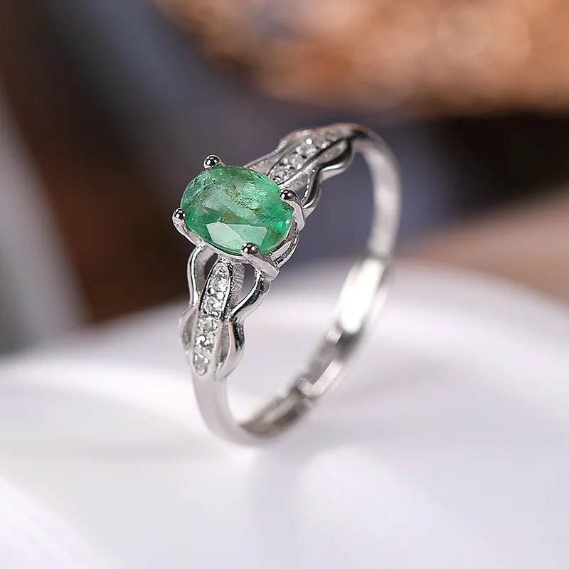 Trendy 925 Sterling Silver Oval Natural Emerald Engagement Ring for Women Fine S925 Jewelry Emerald Gem Finger Ring Party Gift
Trendy 925 Sterling Silver Oval Natural Emerald Engagement Ring for Women Fine S925 Jewelry Emerald Gem Finger Ring Party Gift