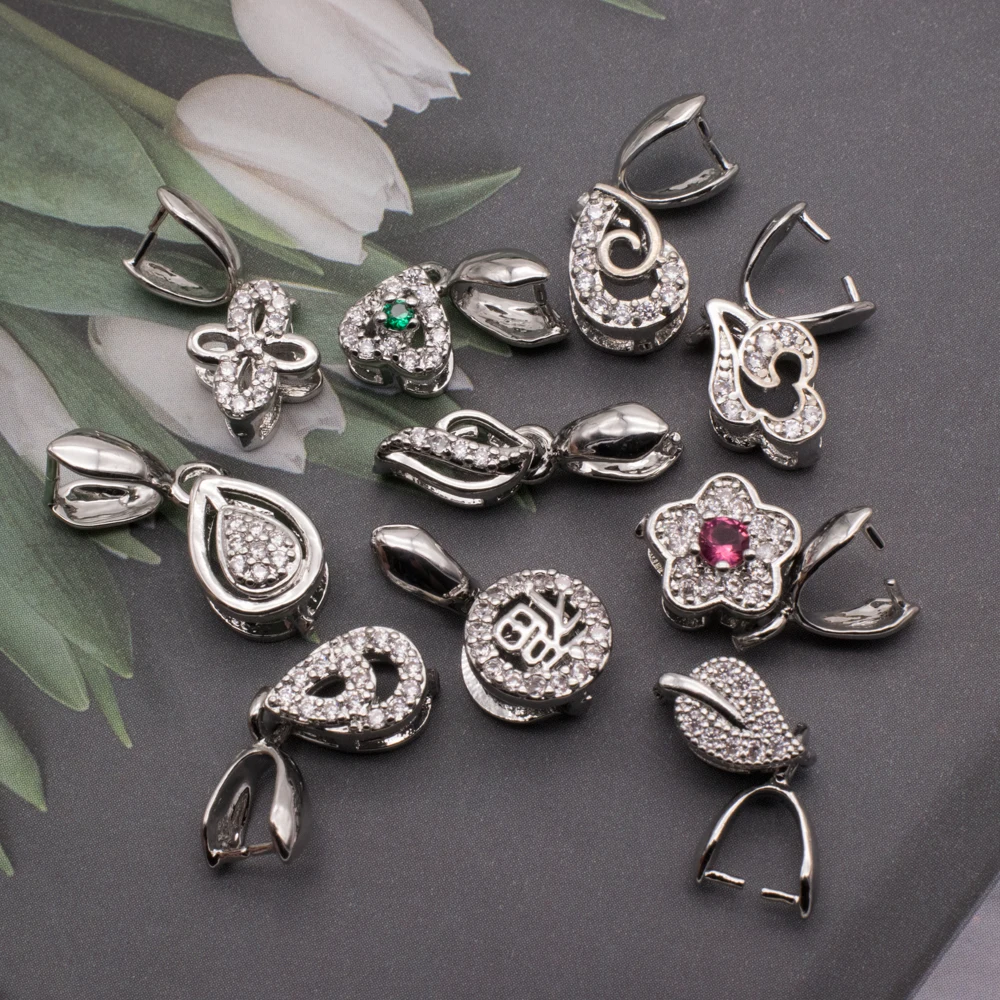 5 pieces / bag handmade diy material necklace pendant ladies used in jewelry making micro-inlaid zircon flower pendant as a gift
5 pieces / bag handmade diy material necklace pendant ladies used in jewelry making micro-inlaid zircon flower pendant as a gift