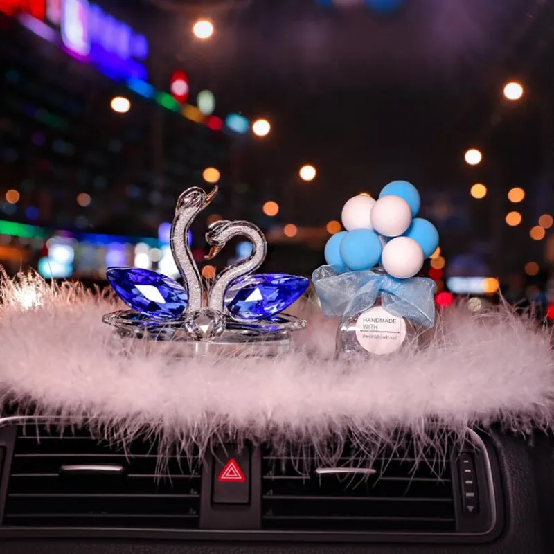 2021 New Home Office Decoration High Quality Birthday gift Perfume Bottle Double Swan Car Gift Decorlation
2021 New Home Office Decoration High Quality Birthday gift Perfume Bottle Double Swan Car Gift Decorlation