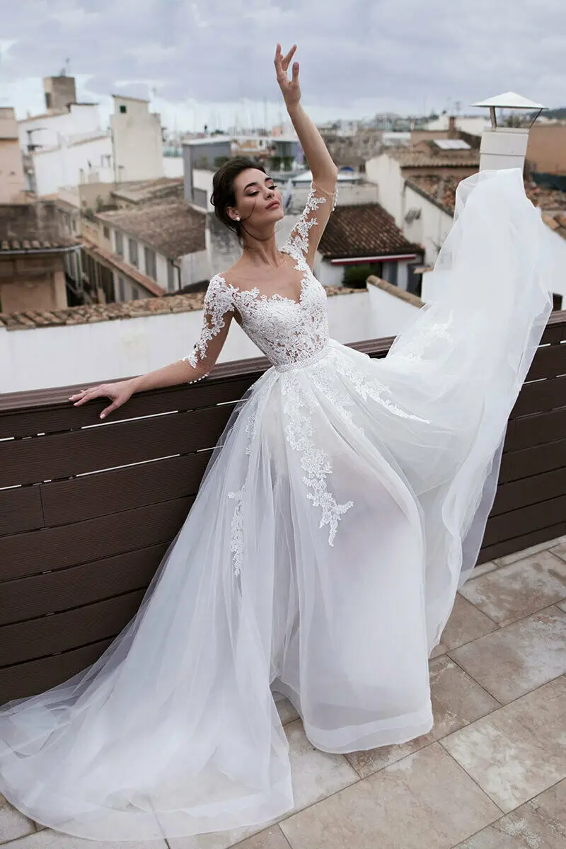 2020 Beach Wedding Dress Scoop Appliqued Detachable Train Wedding Gown Half Sleeves Boho Short skirt Bride Dress
2020 Beach Wedding Dress Scoop Appliqued Detachable Train Wedding Gown Half Sleeves Boho Short skirt Bride Dress