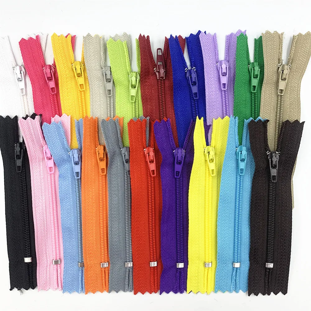 50pcs 9Inch (23cm) Zippers Sewing Nylon Coil Colorful Zippers Bulk for Sewing Crafts 20 Colors
50pcs 9Inch (23cm) Zippers Sewing Nylon Coil Colorful Zippers Bulk for Sewing Crafts 20 Colors