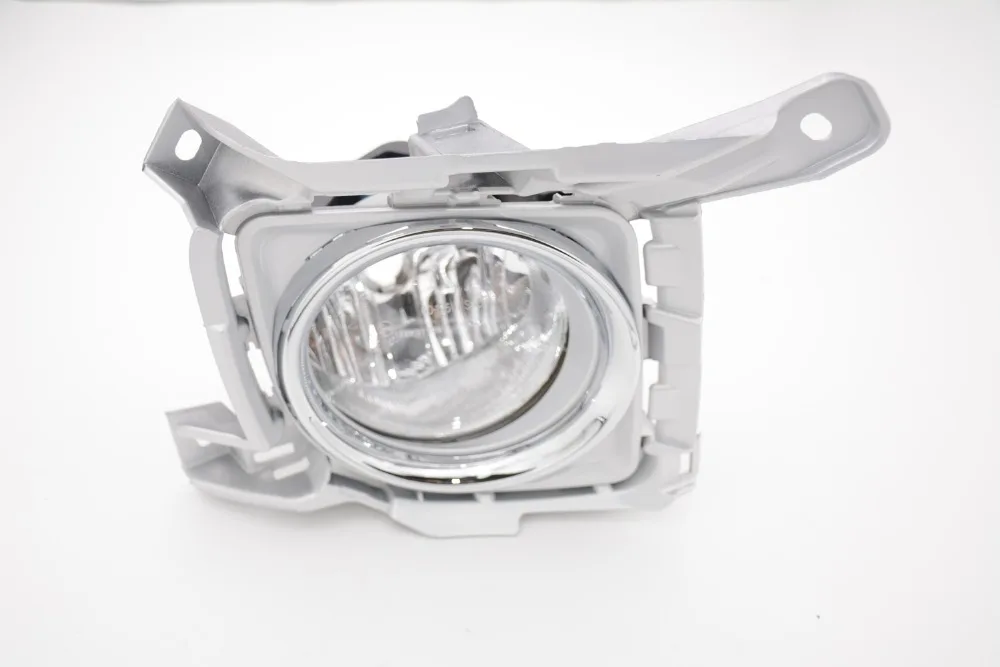 1 Pcs 81210-60221 Clear Lens Fog Light Lamp Housing RH Right Side For Toyota Land Cruiser 2013
1 Pcs 81210-60221 Clear Lens Fog Light Lamp Housing RH Right Side For Toyota Land Cruiser 2013