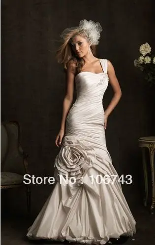 tail dress new style hot sale bride wear sweet princess Custom size handmade flowers pleat small tail Bespoke Wedding Dresses
tail dress new style hot sale bride wear sweet princess Custom size handmade flowers pleat small tail Bespoke Wedding Dresses