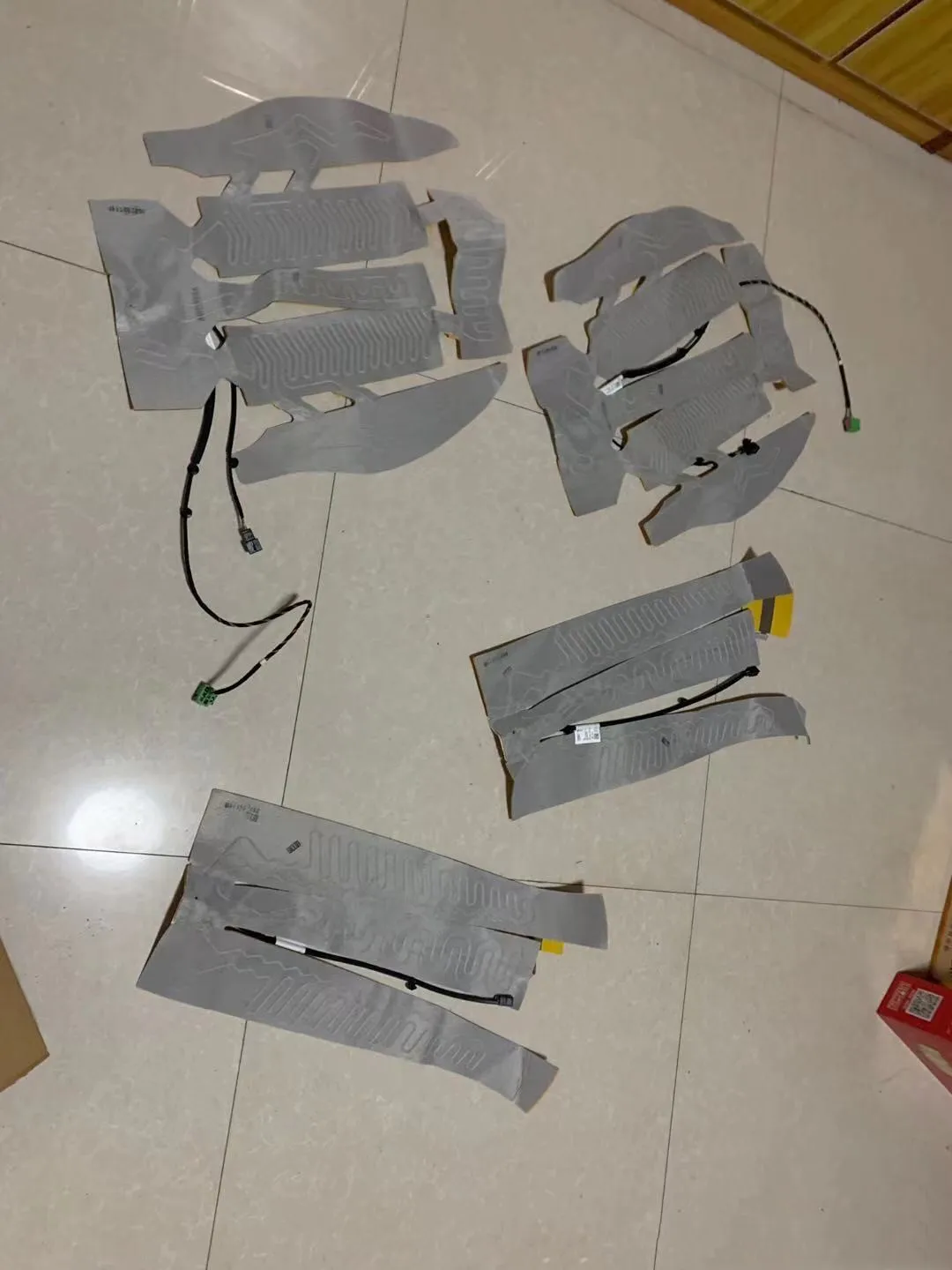 Грелка переднего сиденья для Audi A4 A5 B9
Грелка переднего сиденья для Audi A4 A5 B9