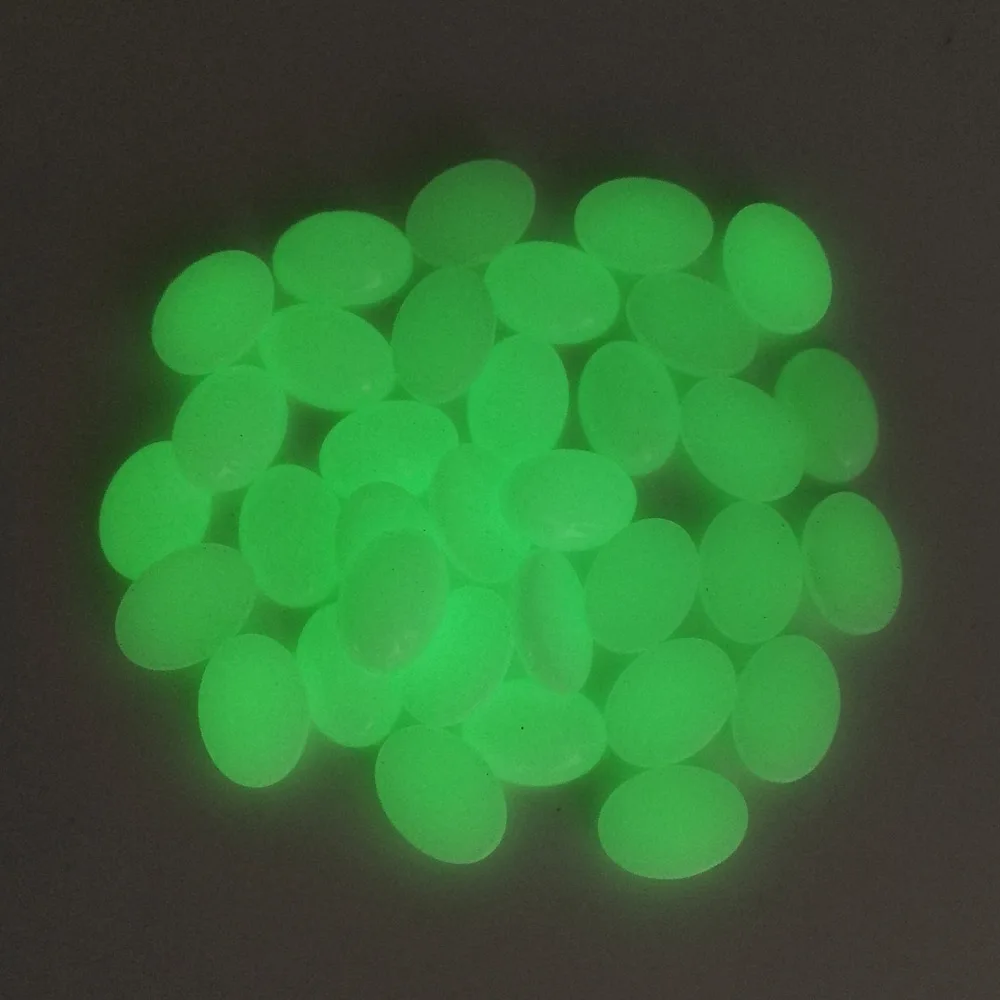 Fashion green Luminous stone Cabochon cab Oval Beads Necklace and ring accessories no hole Wholesale 50PCS Free shipping
Fashion green Luminous stone Cabochon cab Oval Beads Necklace and ring accessories no hole Wholesale 50PCS Free shipping