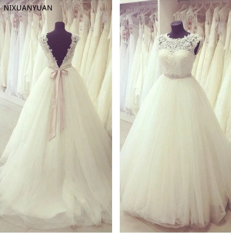 New Arrival Custom Made Lace Up Design Wedding Dress Vestido De Novia Lace Appliques Ball Gown Wedding Dresses Robe De Marriage
New Arrival Custom Made Lace Up Design Wedding Dress Vestido De Novia Lace Appliques Ball Gown Wedding Dresses Robe De Marriage