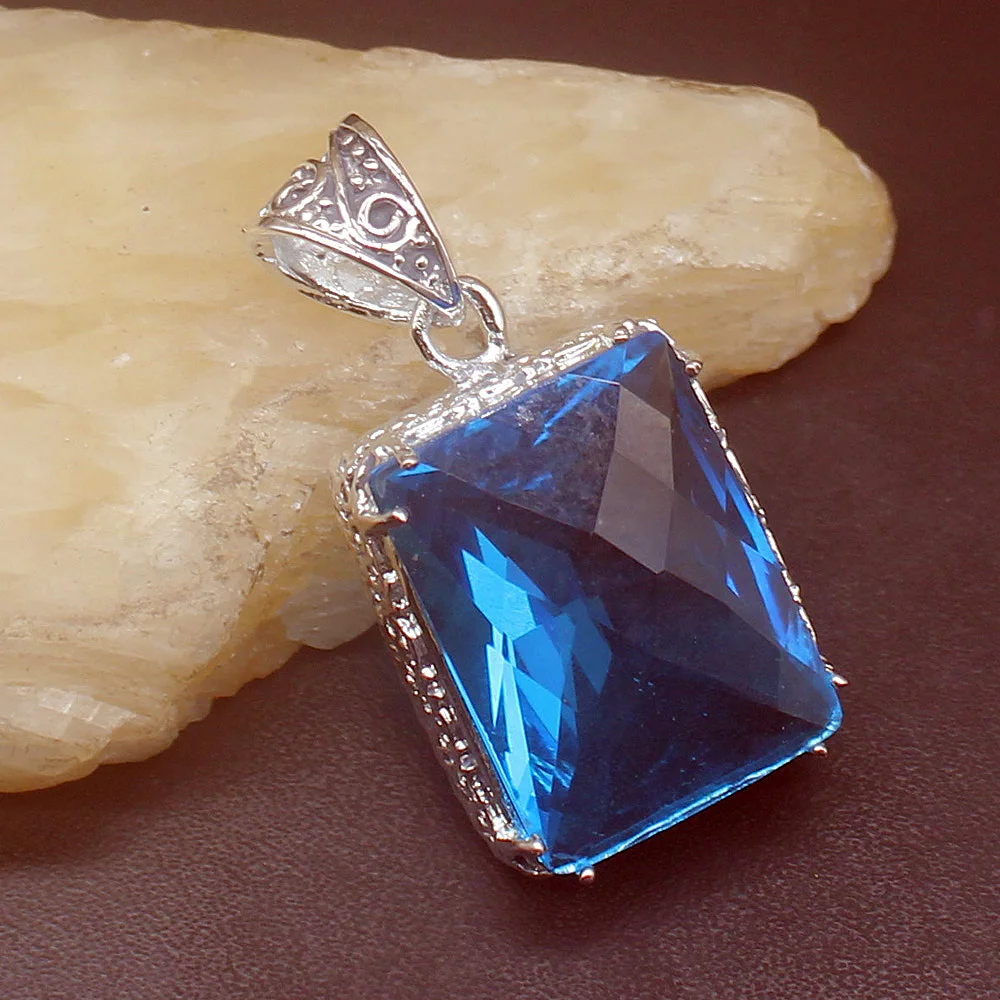 Fashion Jewelry Unique Genuine 925 Silver Wonderful Sparkle New Blue Topaz Pendant Necklace Gifts for Women Girls 20214007
Fashion Jewelry Unique Genuine 925 Silver Wonderful Sparkle New Blue Topaz Pendant Necklace Gifts for Women Girls 20214007