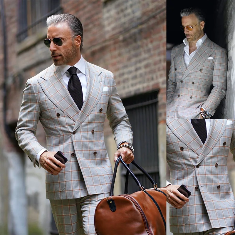 2 Piece Honorable Men Suits Plaid Modern Fashion Style Wedding Tuxedo Customized Fit Double Breasted Party Suits Coat+Pant
2 Piece Honorable Men Suits Plaid Modern Fashion Style Wedding Tuxedo Customized Fit Double Breasted Party Suits Coat+Pant