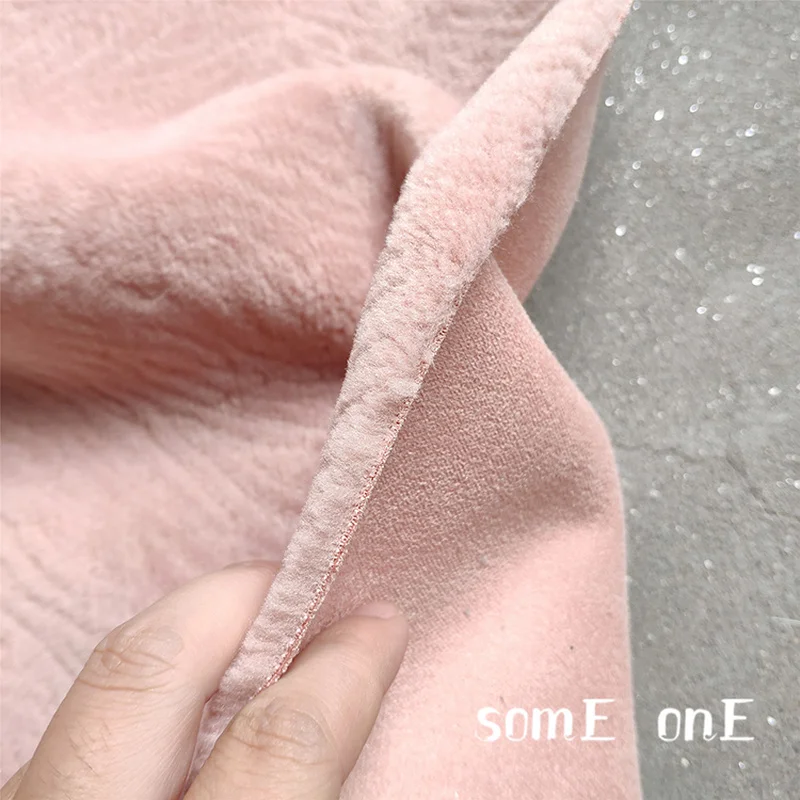 Super Thick Suede Wool Fabric Imitation Australian Shearling Pink Black DIY Making Autumn Winter Coat Clothes Designer Fabric
Super Thick Suede Wool Fabric Imitation Australian Shearling Pink Black DIY Making Autumn Winter Coat Clothes Designer Fabric