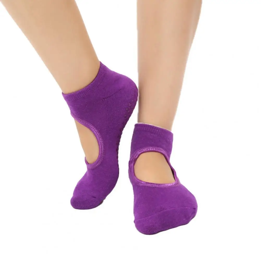 Black 1 Pair Soft And Breathable Easy To Clean Yoga Socks Invisible Non-slip Cotton Ballet Dance Pilates Women Socks For Workout
Black 1 Pair Soft And Breathable Easy To Clean Yoga Socks Invisible Non-slip Cotton Ballet Dance Pilates Women Socks For Workout
