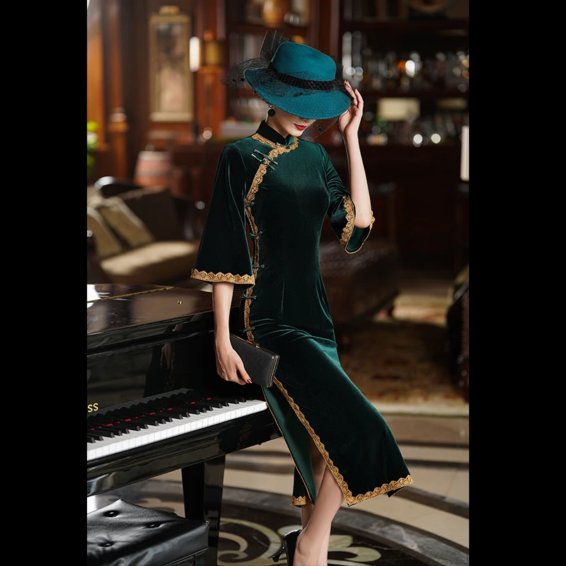 Chinese Dress Velvet Qipao Evening Dress Green Cheongsam Plus Size Cheongsams Dress Traditional China Style New Year Tang Qipao
Chinese Dress Velvet Qipao Evening Dress Green Cheongsam Plus Size Cheongsams Dress Traditional China Style New Year Tang Qipao