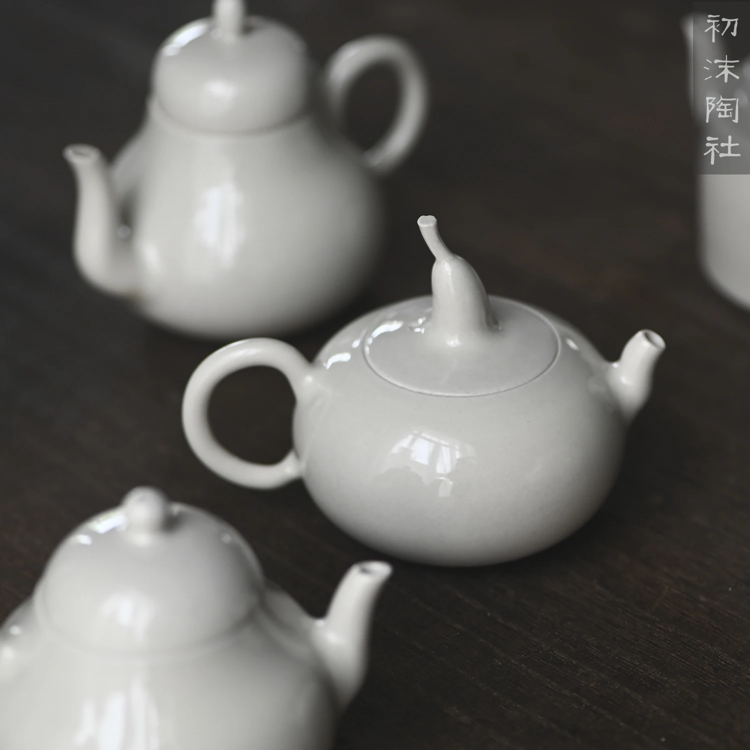 ★beginning of the jingdezhen spray plant ash little teapot handmade ceramic filter single pot of vintage kung fu tea set
★beginning of the jingdezhen spray plant ash little teapot handmade ceramic filter single pot of vintage kung fu tea set