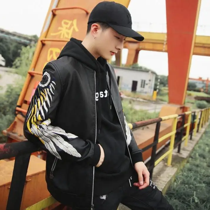 Hot Autumn new men high quality PU jacket motorcycle slim Korean youth tide Fashion Embroidery flight clothing jackets M-3XL
Hot Autumn new men high quality PU jacket motorcycle slim Korean youth tide Fashion Embroidery flight clothing jackets M-3XL