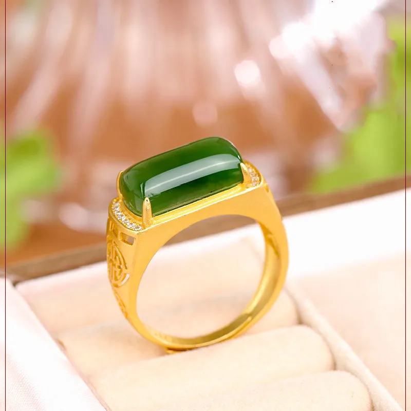 S925 Sterling Silver Inlaid Natural Hetian Jasper Men's Hetian Jasper Jasper Ring
S925 Sterling Silver Inlaid Natural Hetian Jasper Men's Hetian Jasper Jasper Ring