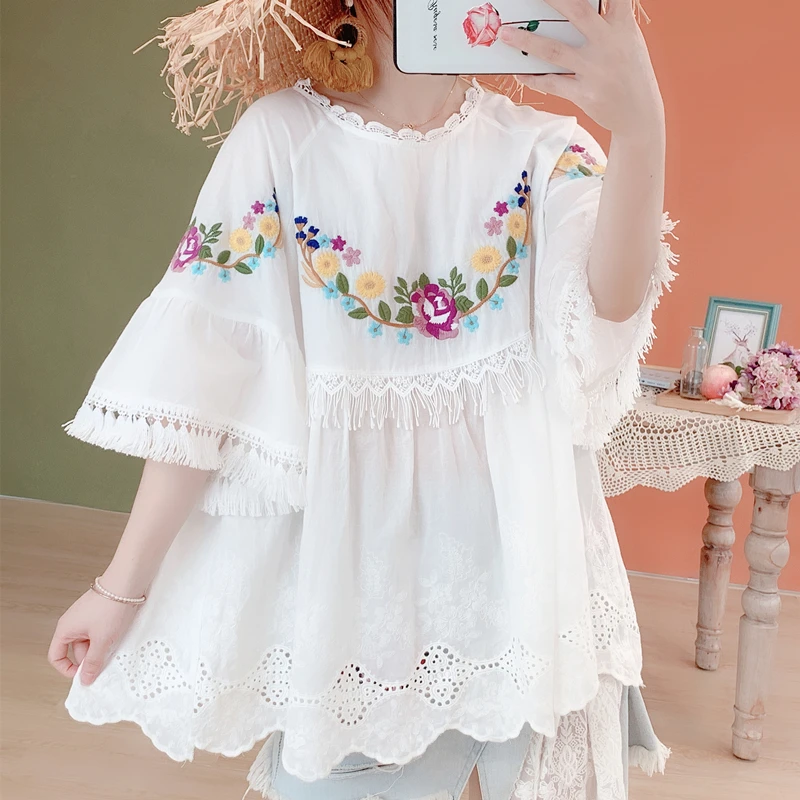 Spring Original Design Summer Women White Cotton Mori Girl Sweet Elegant Flower Embroidery Casual Loose Shirts
Spring Original Design Summer Women White Cotton Mori Girl Sweet Elegant Flower Embroidery Casual Loose Shirts