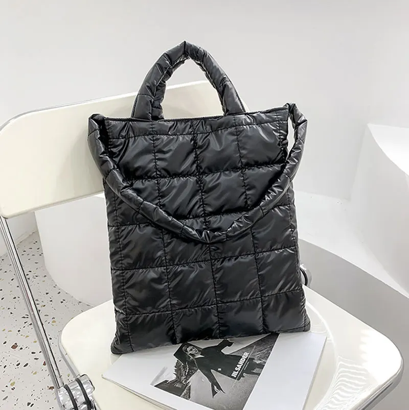 2021 Luxury Handbags Designer Women Shoulder Bag Nylon Plaid Fluffy Tote Female Casual Underarm Top-handle Bags
2021 Luxury Handbags Designer Women Shoulder Bag Nylon Plaid Fluffy Tote Female Casual Underarm Top-handle Bags