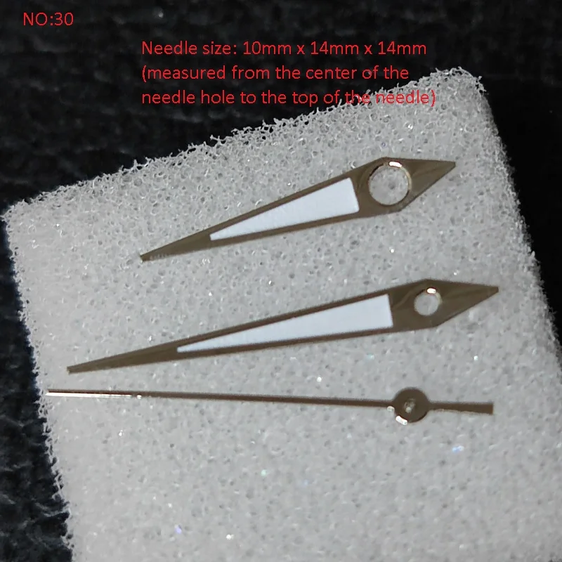 Watch accessories watch pointer 3-pin men's model suitable for NH35/NH36 movement pointer size is 10mm x14mm x14mm No.0030
Watch accessories watch pointer 3-pin men's model suitable for NH35/NH36 movement pointer size is 10mm x14mm x14mm No.0030