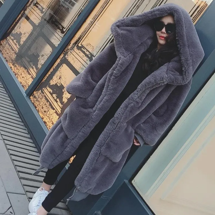 Winter Women Thick Warm Hooded Artificial Mink Fur Overcoats Loose Long Faux Fur Coat
Winter Women Thick Warm Hooded Artificial Mink Fur Overcoats Loose Long Faux Fur Coat