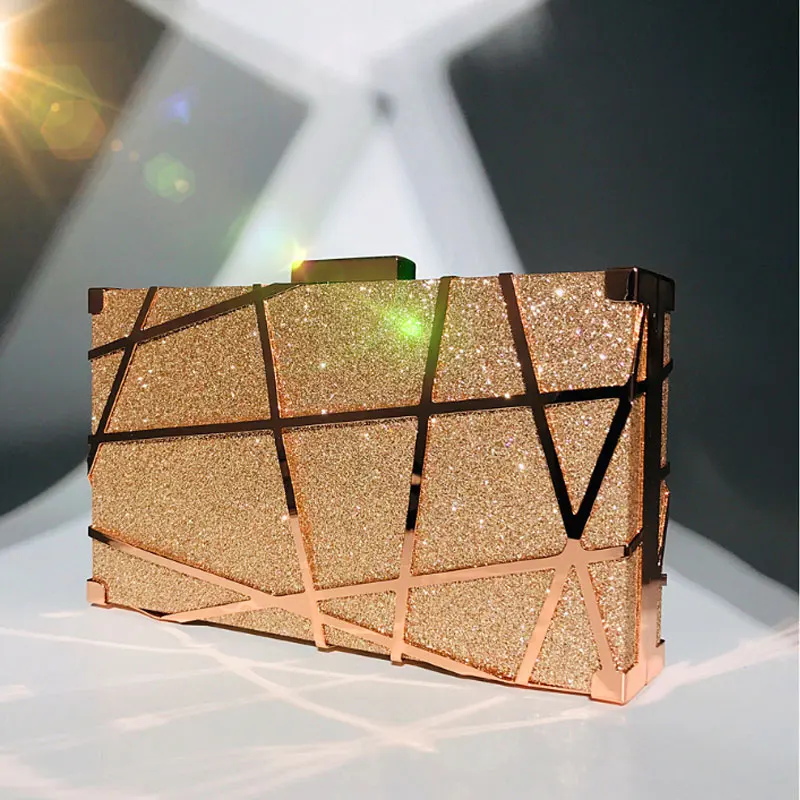 Новая Металлическая сумка для ужина с вырезами, ручная Банкетная сумка с цепочкой и звездами, Наплечная Сумка, Золотая маленькая квадратная сумка, женская сумка-мессенджер
Новая Металлическая сумка для ужина с вырезами, ручная Банкетная сумка с цепочкой и звездами, Наплечная Сумка, Золотая маленькая квадратная сумка, женская сумка-мессенджер